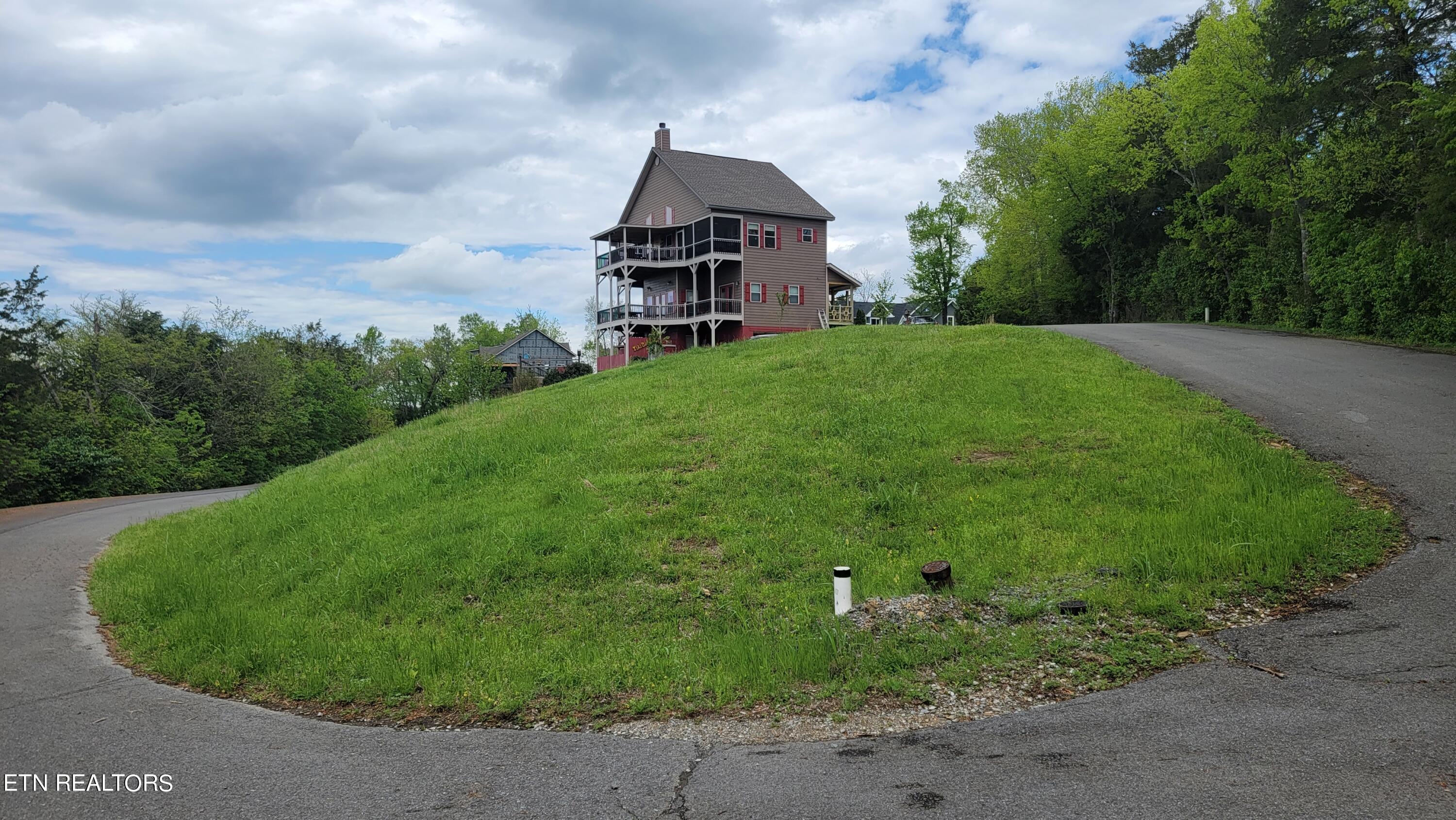 Lakeshore Drive Newport, TN 37821 - Photo 3 of 14 Lot 35 sloped