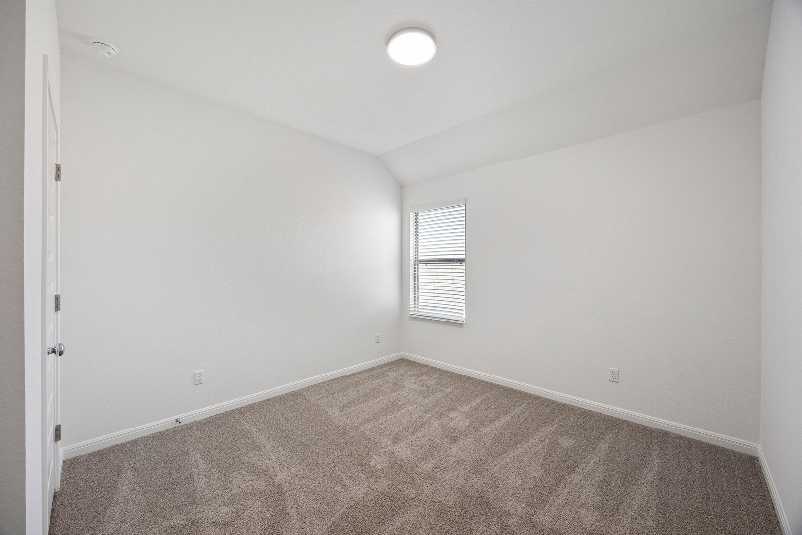 196 Hornet Street Elgin, TX 78621 - Photo 26 of 29