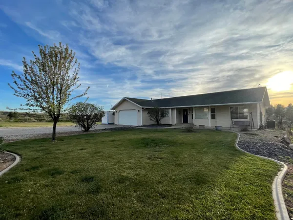 $524,900 | 8129 North Diamond Valley Court, St. George, UT 84770