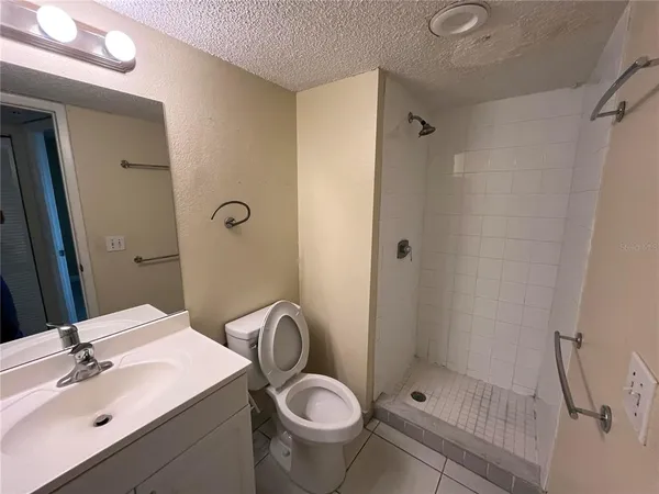 $1,550 | 2760 Coconut Bay Lane, Unit 237, Sarasota, FL 34237