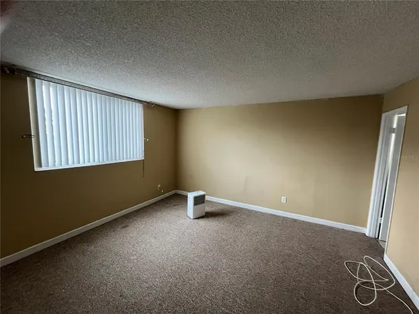 $1,550 | 2760 Coconut Bay Lane, Unit 237, Sarasota, FL 34237