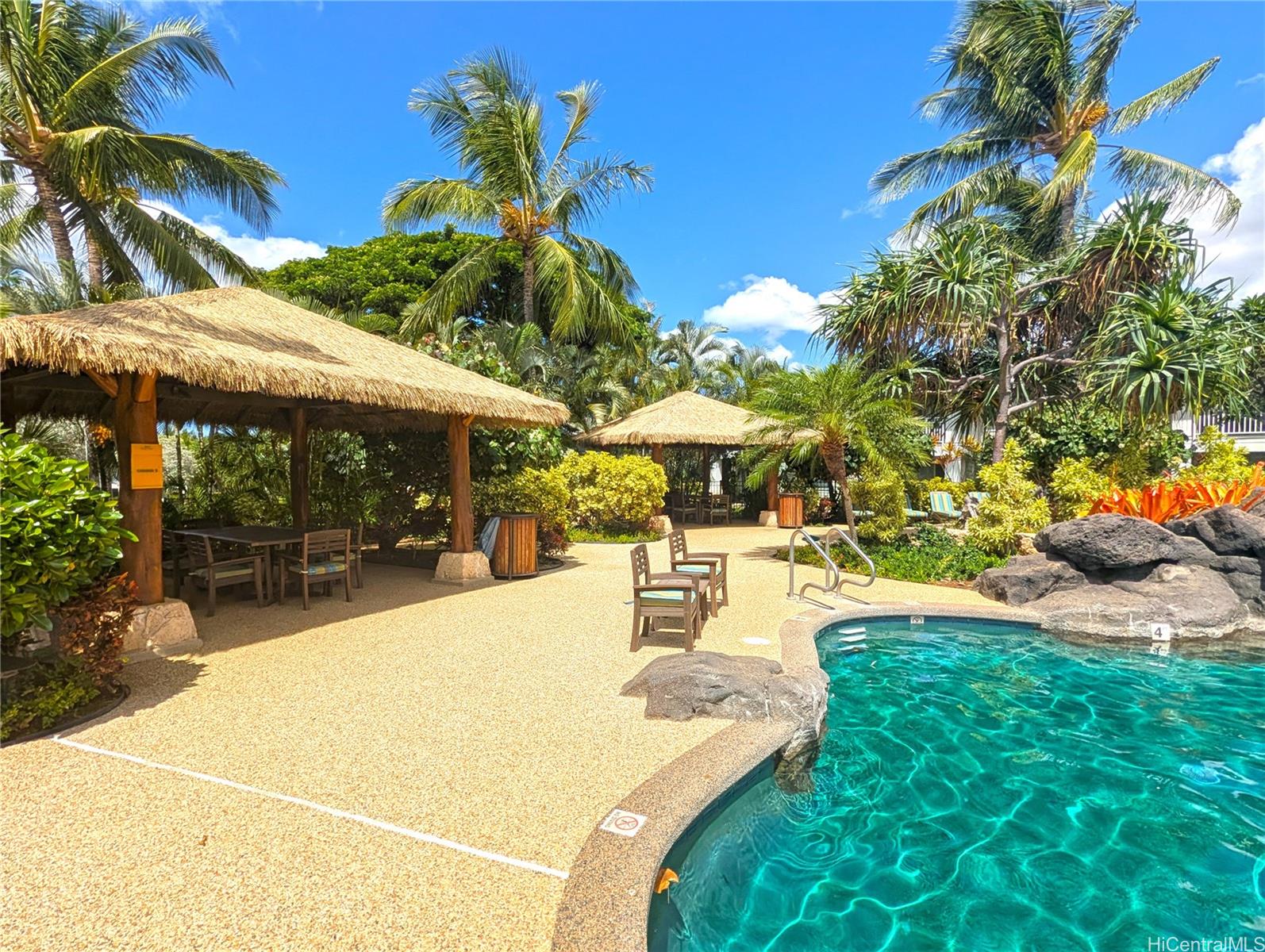 92-1057 Koio Drive, Unit F Kapolei, HI 96707 - Photo 17 of 18 2 of 3 Cabana