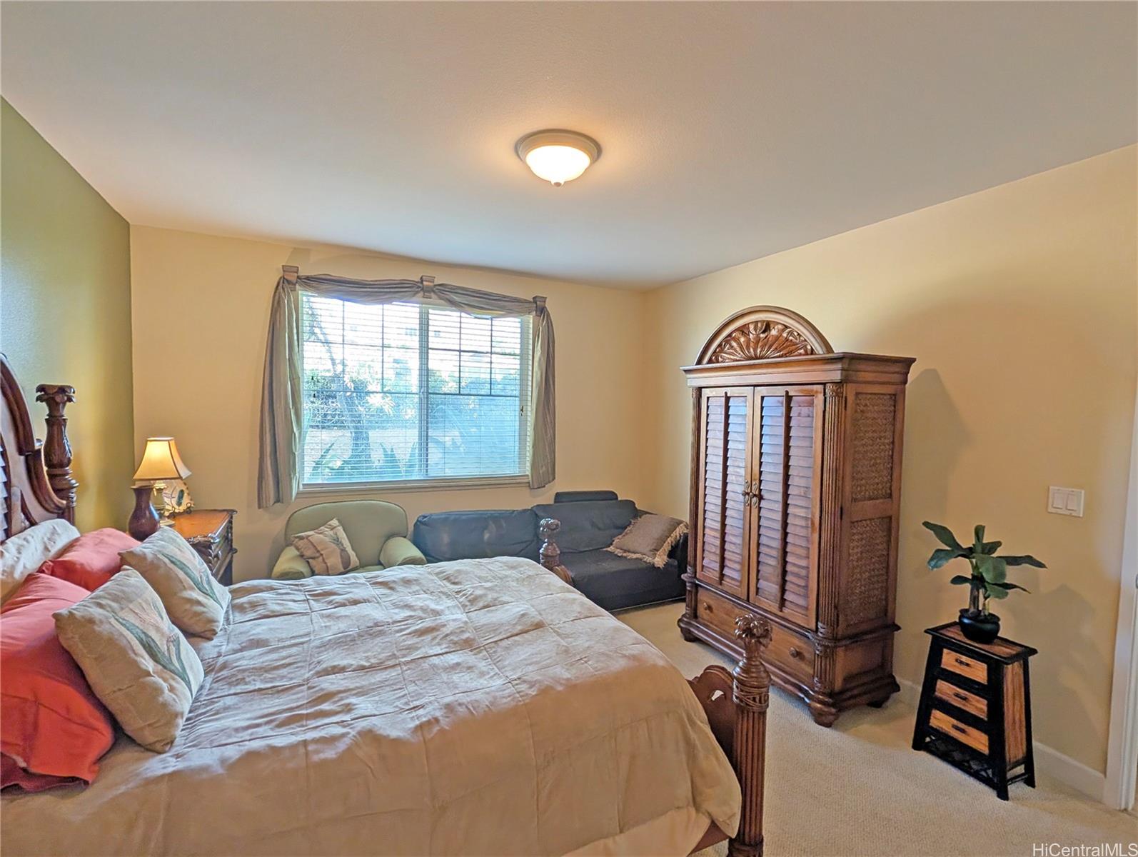 92-1057 Koio Drive, Unit F Kapolei, HI 96707 - Photo 8 of 18 Primary Bedroom