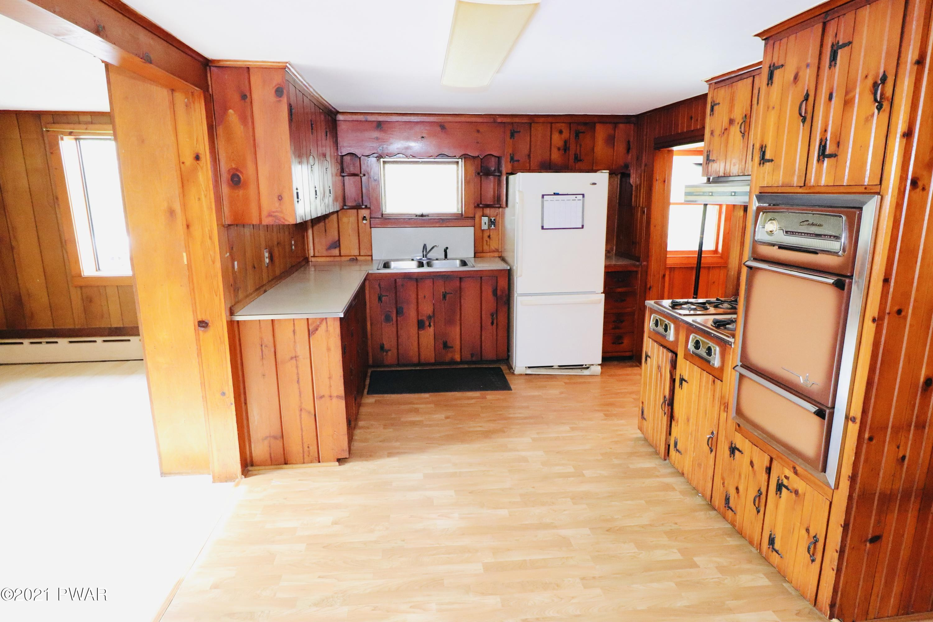 29 South Klepadlo Road Lake Ariel, PA 18436 - Photo 8 of 16 85C7B5E8-2420-455E-97D9-FABD7671D136