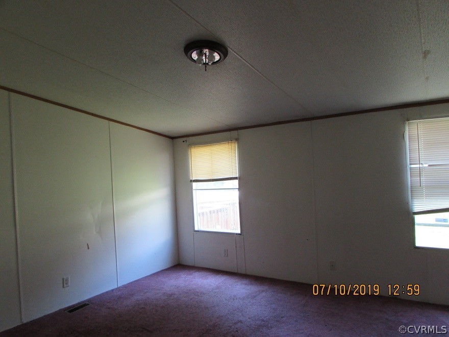 702 Chapel Road Kenbridge, VA 23944 - Photo 11 of 26