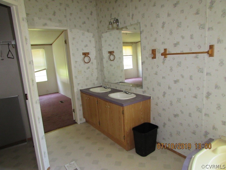 702 Chapel Road Kenbridge, VA 23944 - Photo 13 of 26