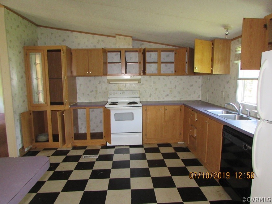 702 Chapel Road Kenbridge, VA 23944 - Photo 8 of 26