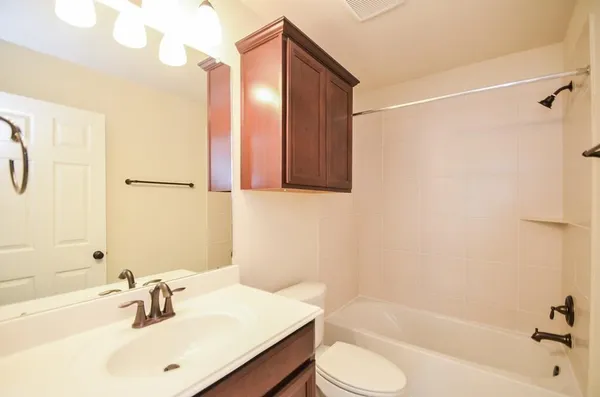 $2,200 | 16922 Sedum Green, Cypress, TX 77429