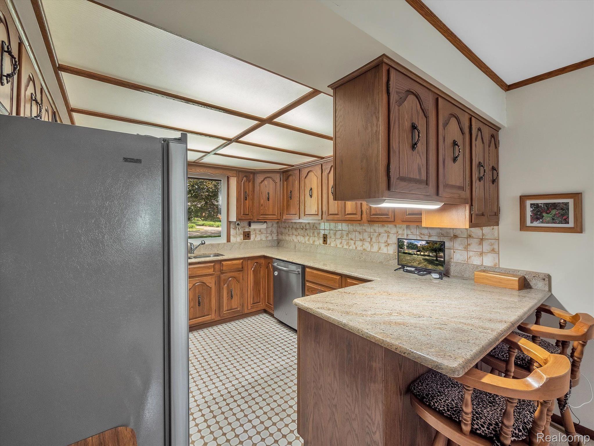 10012 Kress Road Pinckney, MI 48169 - Photo 10 of 55 Kitchen
