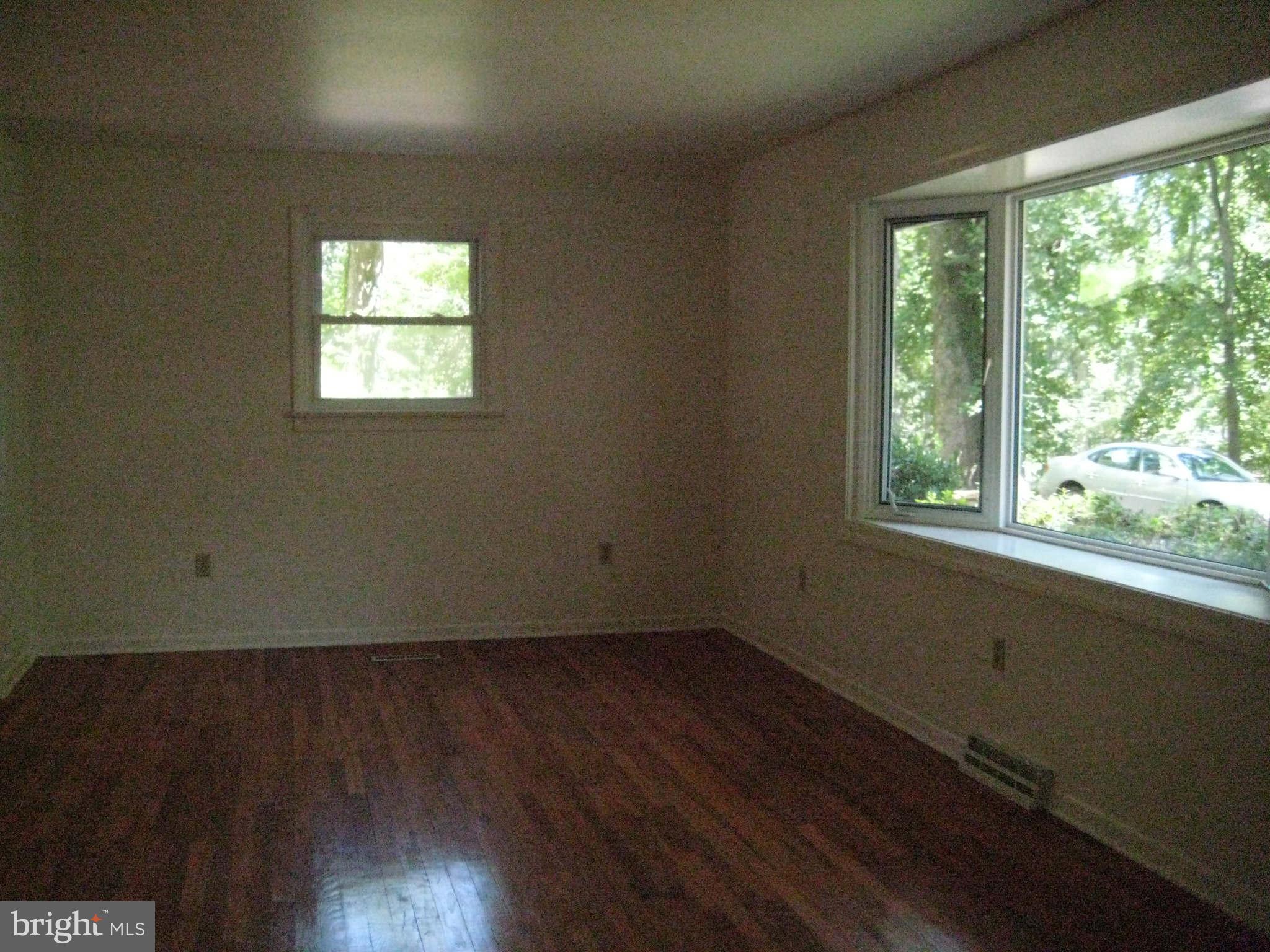2019 Daffodil Road Port Republic, MD 20676 - Photo 6 of 28 Living Room 1