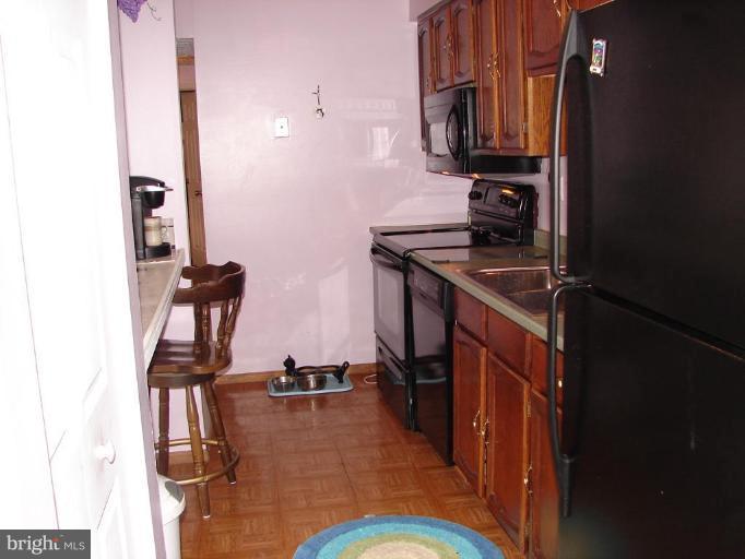 999 Heather Ridge Drive, Unit E Frederick, MD 21702 - Photo 2 of 7 Kitchen