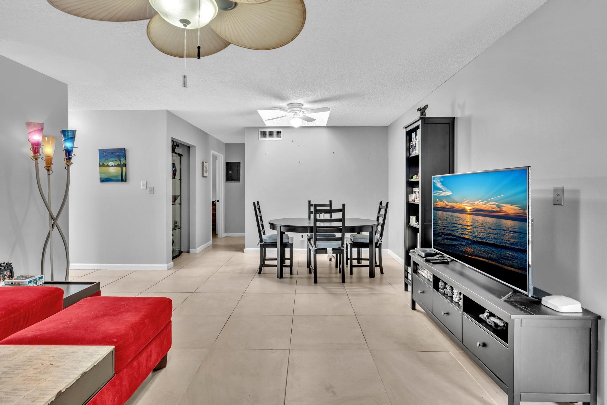 8736 Tyrone Terrace, Unit D Boca Raton, FL 33496 - Photo 13 of 24 FPP00676