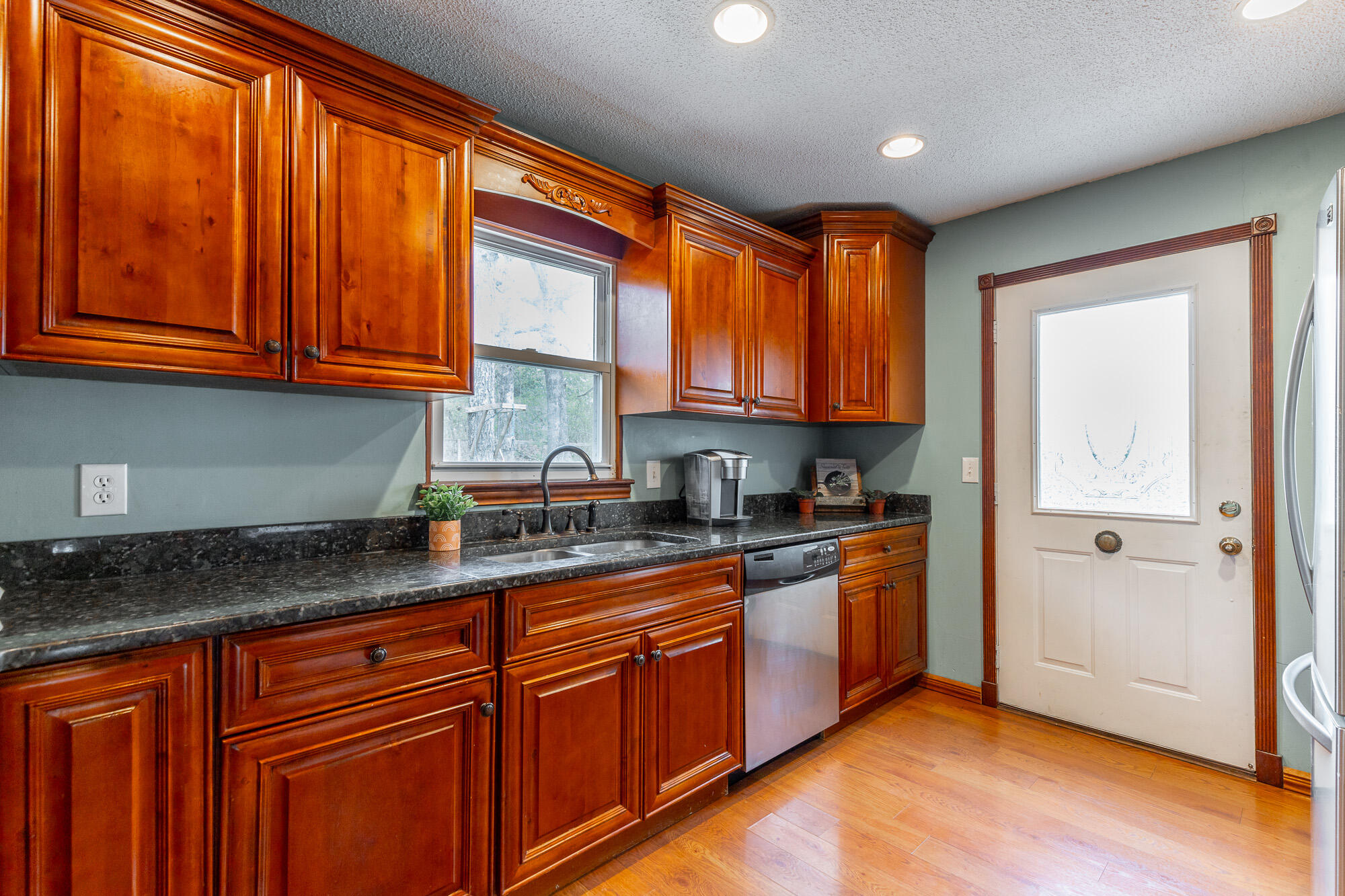 594 Rakestraw Road McDonald, TN 37353 - Photo 13 of 67 Kitchen