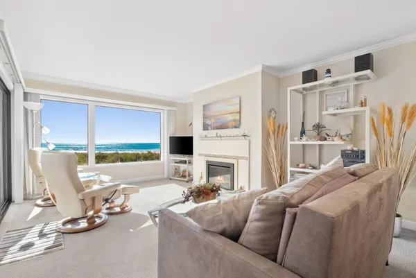 $1,100,000 | 101 Shell Road, Unit 255, Watsonville, CA 95076