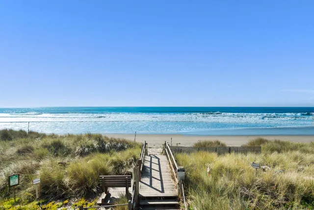 $1,175,000 | 101 Shell Road, Unit 255, Watsonville, CA 95076