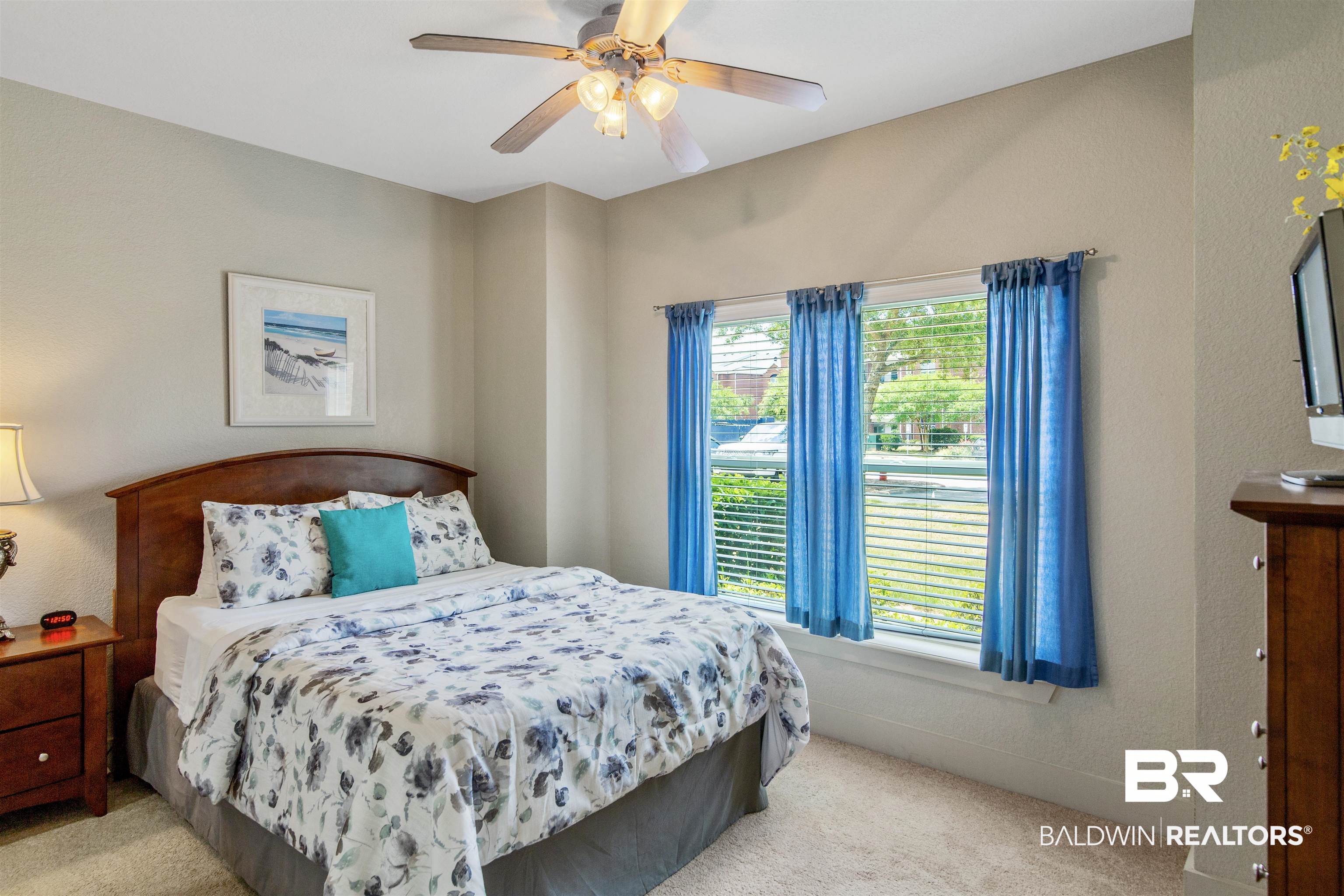 20050 Oak Road East, Unit 3703 Gulf Shores, AL 36542 - Photo 7 of 14