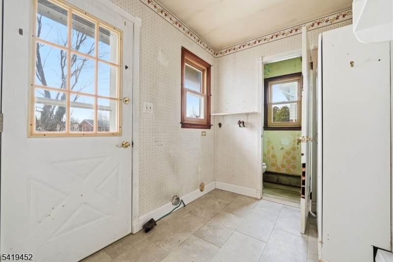 808 Charles Road Phillipsburg, NJ 08865 - Photo 17 of 33