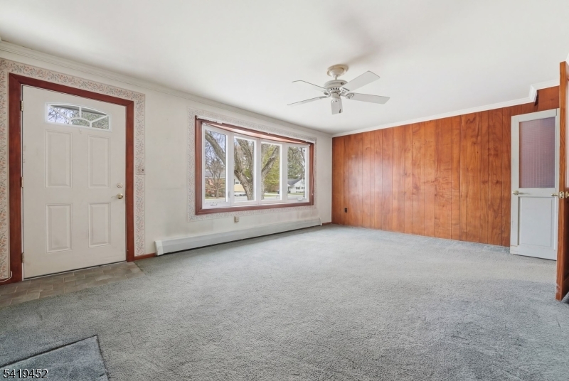 808 Charles Road Phillipsburg, NJ 08865 - Photo 9 of 33