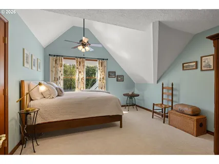 $2,100,000 | 21469 Waterford Place, West Linn, OR 97068