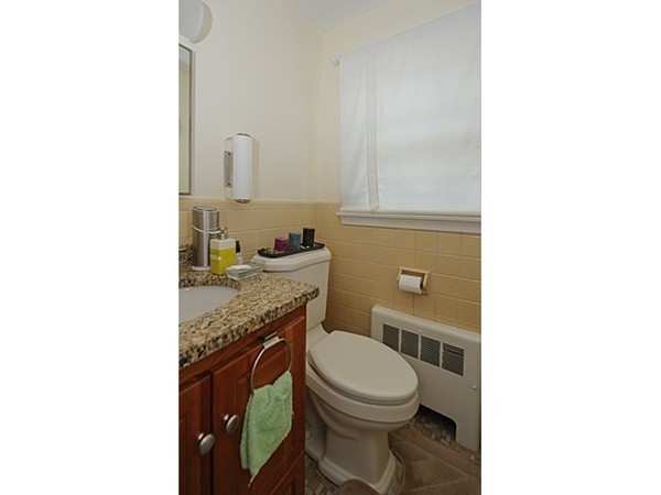 133 Rosemary Road Dedham, MA 02026 - Photo 11 of 24 Gallery Image 11