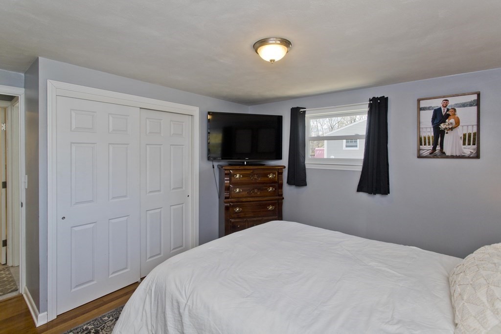 336 Newhouse Street Springfield, MA 01118 - Photo 20 of 38 Gallery Image 20