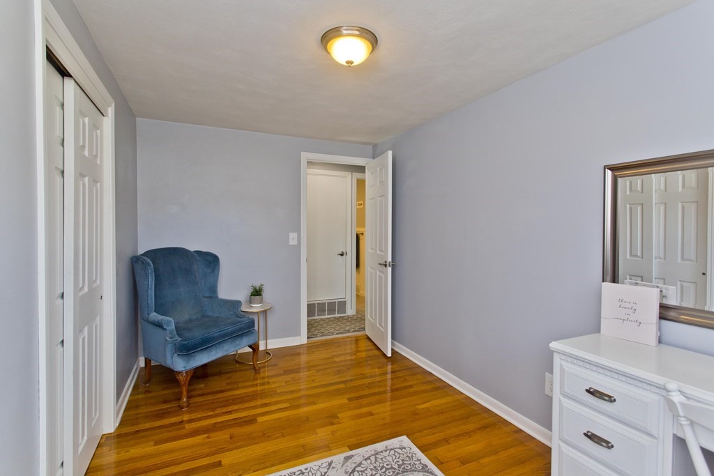 336 Newhouse Street Springfield, MA 01118 - Photo 27 of 38 Gallery Image 27
