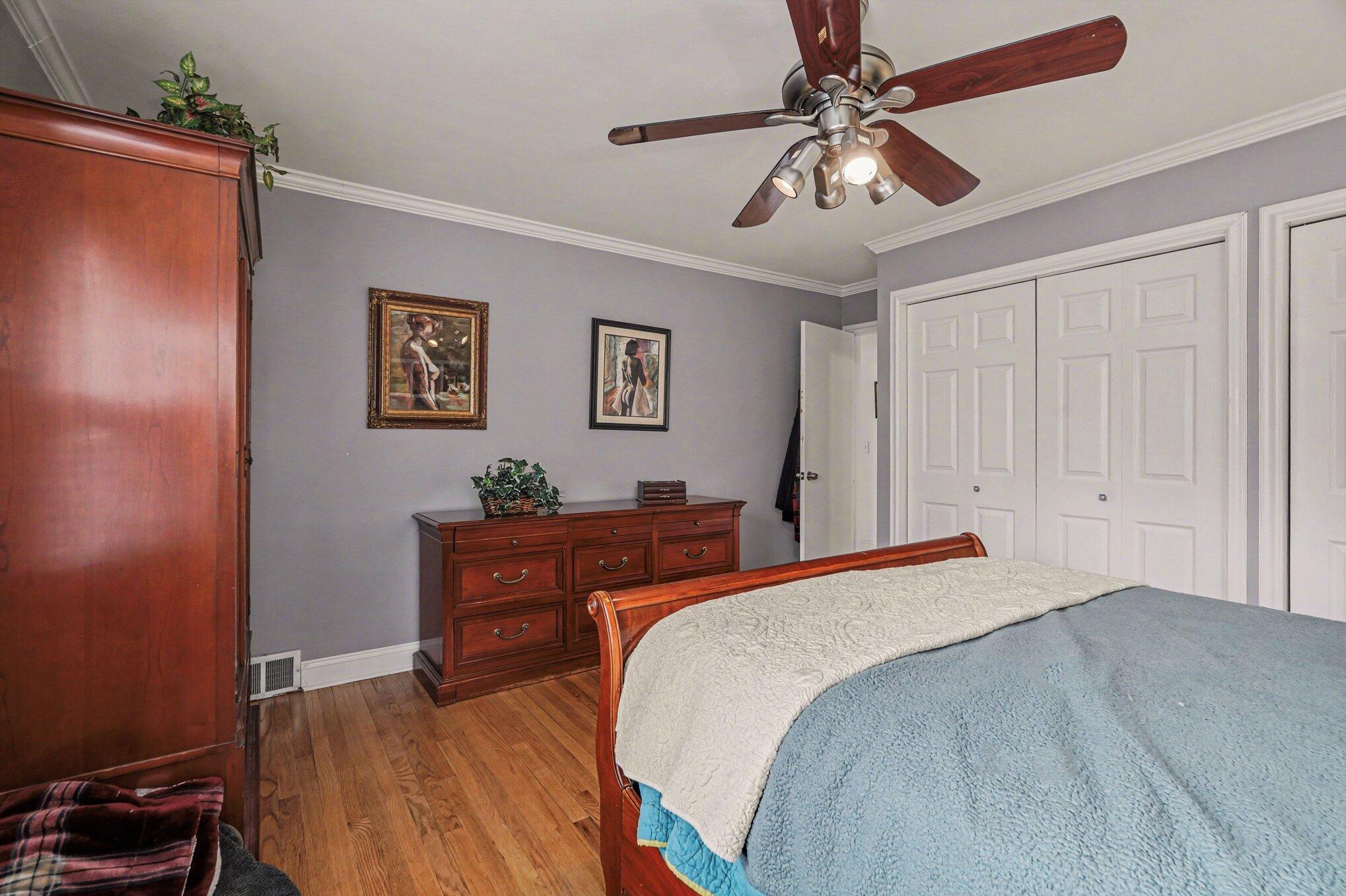 1336 Lama Road Kalamazoo, MI 49008 - Photo 18 of 29 015_file_6200