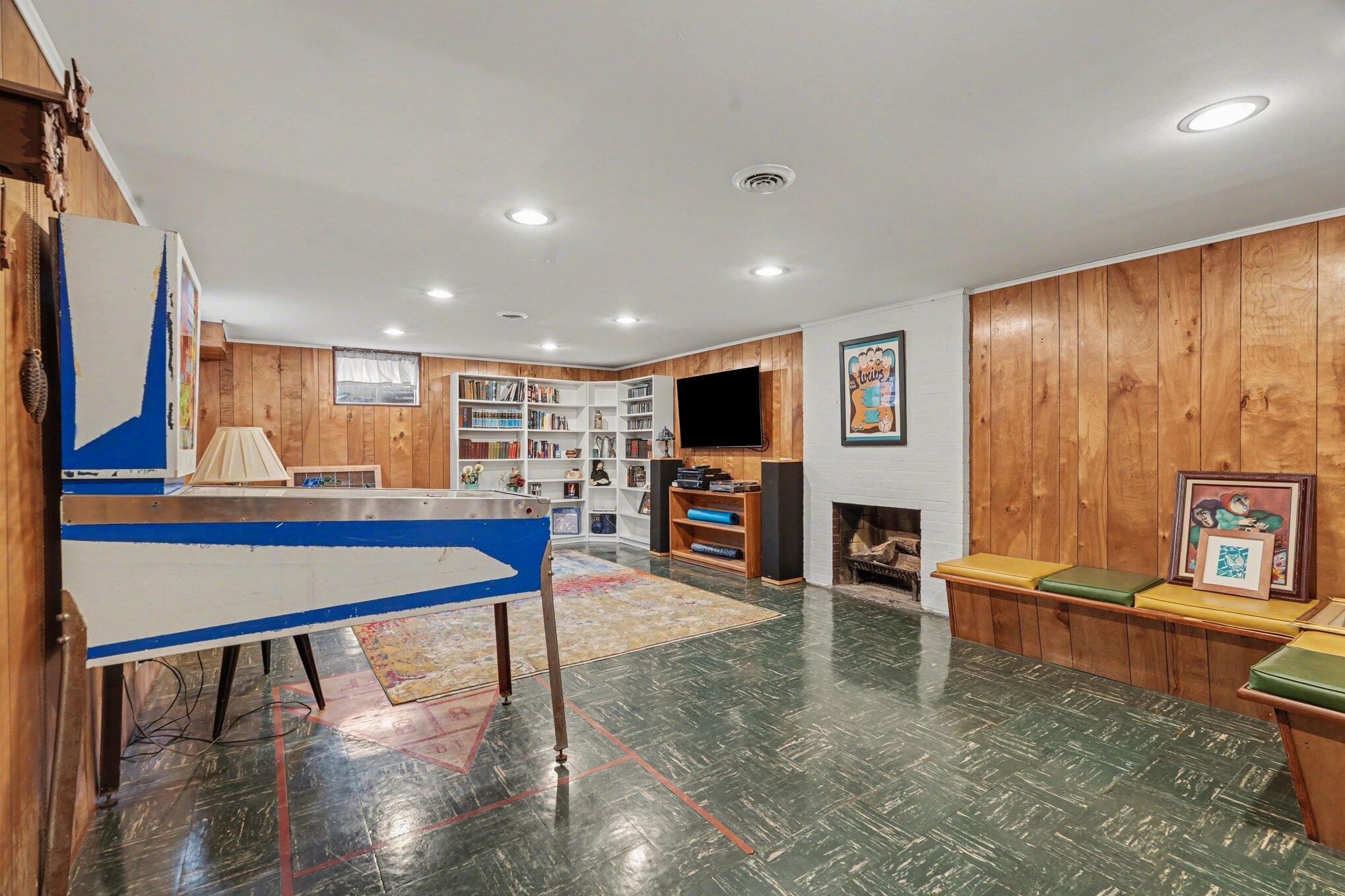 1336 Lama Road Kalamazoo, MI 49008 - Photo 21 of 29 022_file_6015