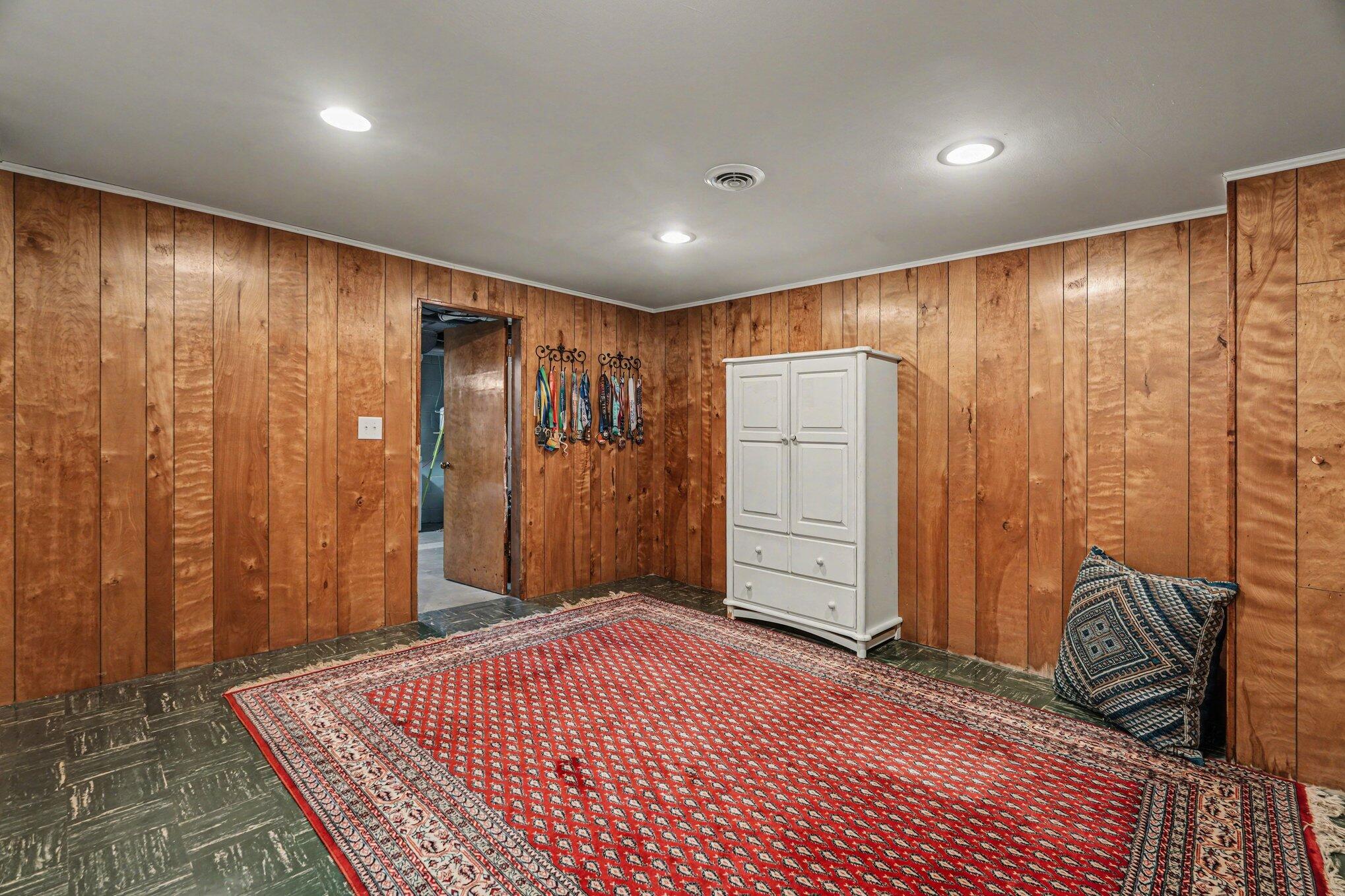 1336 Lama Road Kalamazoo, MI 49008 - Photo 23 of 29 021_file_9603