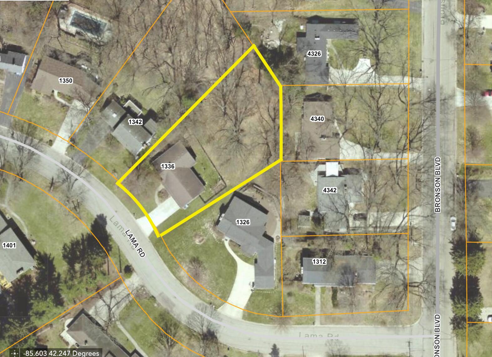 1336 Lama Road Kalamazoo, MI 49008 - Photo 3 of 29 aerialview1336