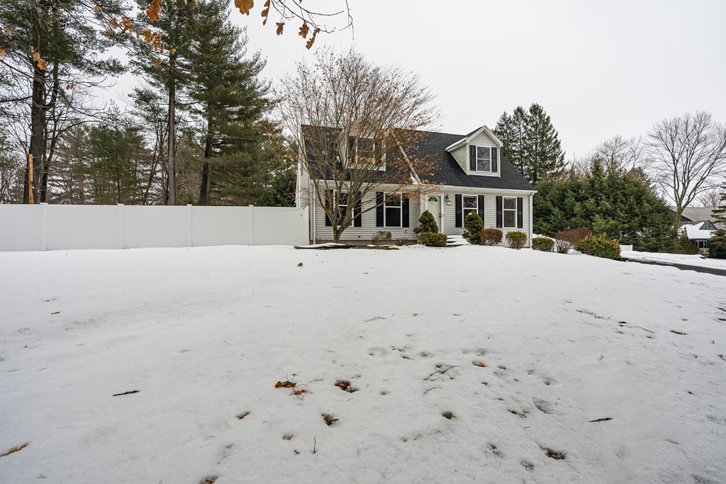 41 Morgan Street Granby, MA 01033 - Photo 2 of 40