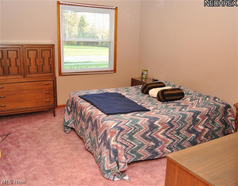 34395 Bainbridge Road Solon, OH 44139 - Photo 5 of 8 Gallery Image 5