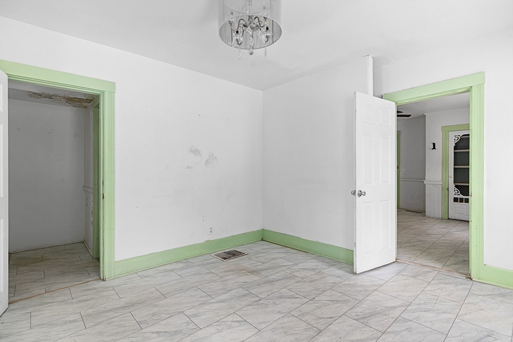 3 Ely Street Worcester, MA 01610 - Photo 7 of 17