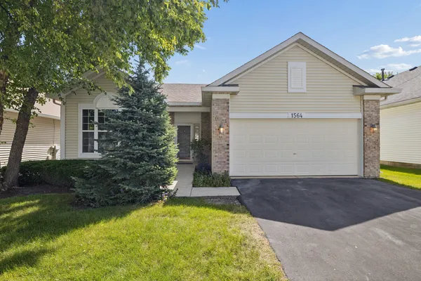 $349,900 | 1564 Benzie Circle, Romeoville, IL 60446
