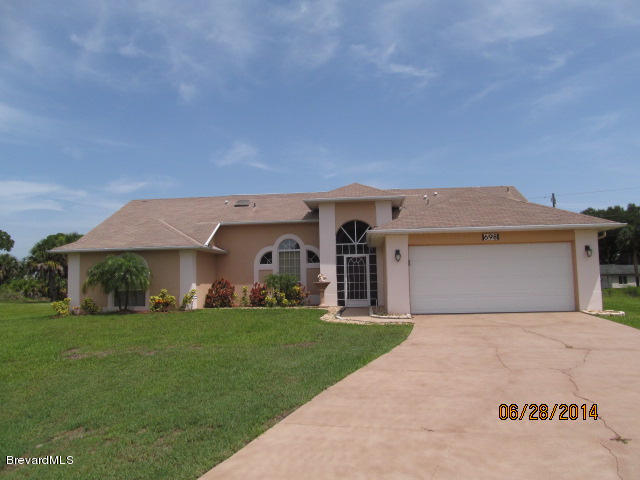 698 Sauders Road Southeast Palm Bay, FL 32909 - Photo 1 of 16 IMG_5428