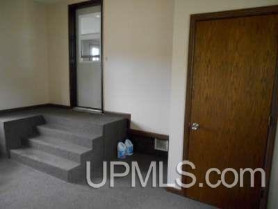 2733 18th Road Escanaba, MI 49829 - Photo 16 of 35