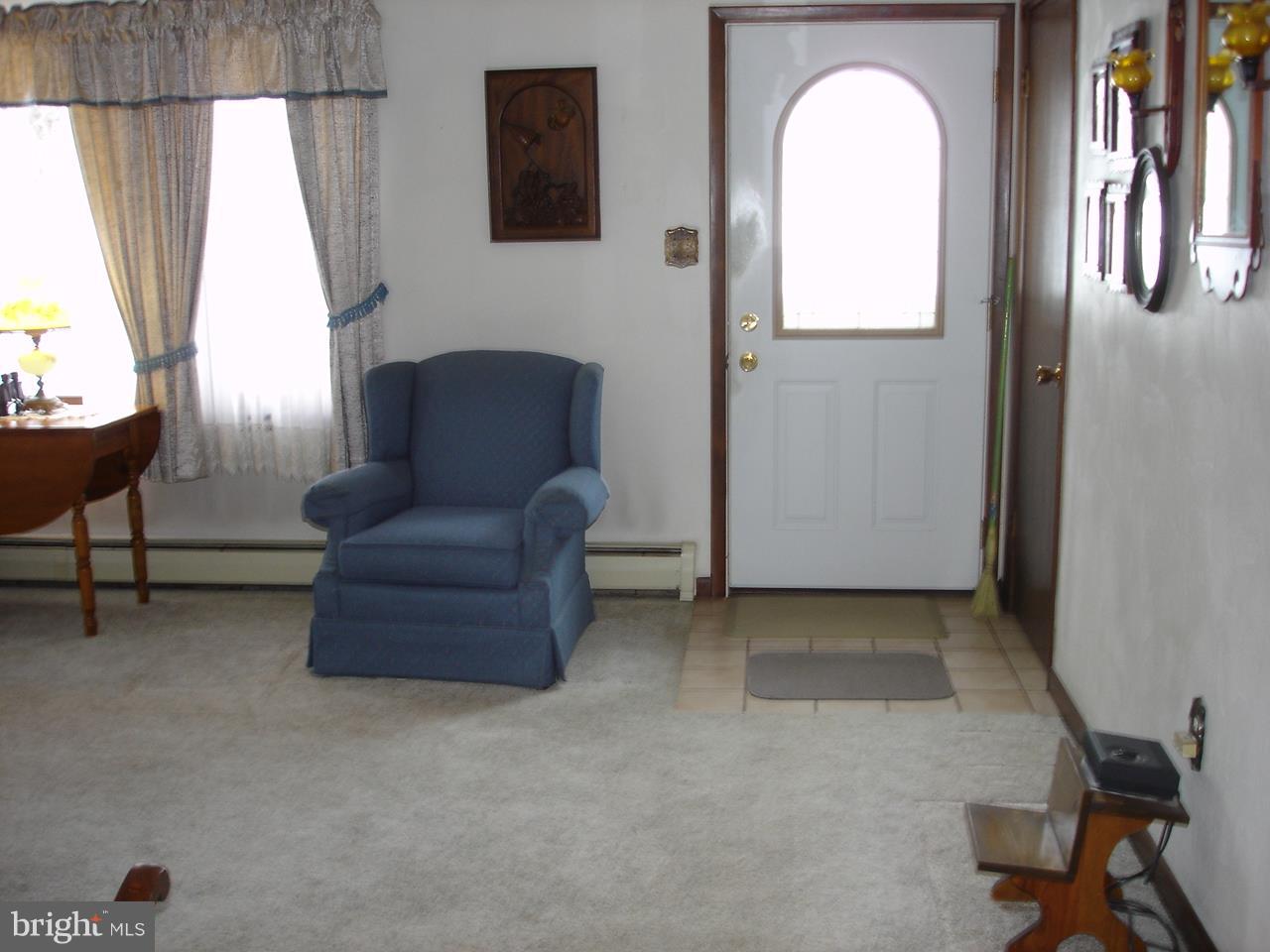 2315 Grandview Road Hanover, PA 17331 - Photo 3 of 32