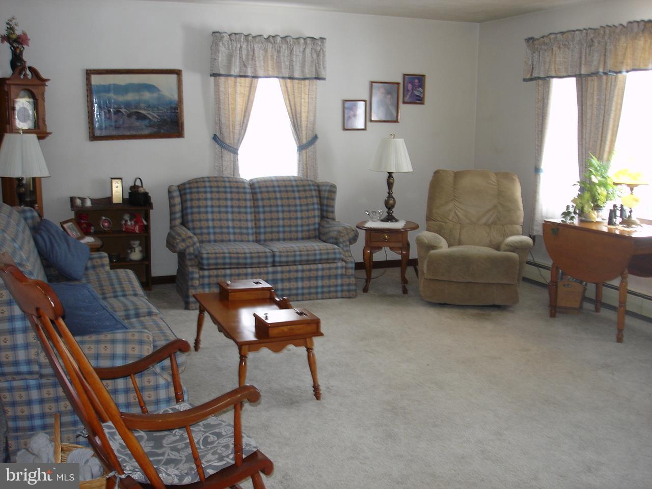 2315 Grandview Road Hanover, PA 17331 - Photo 5 of 32