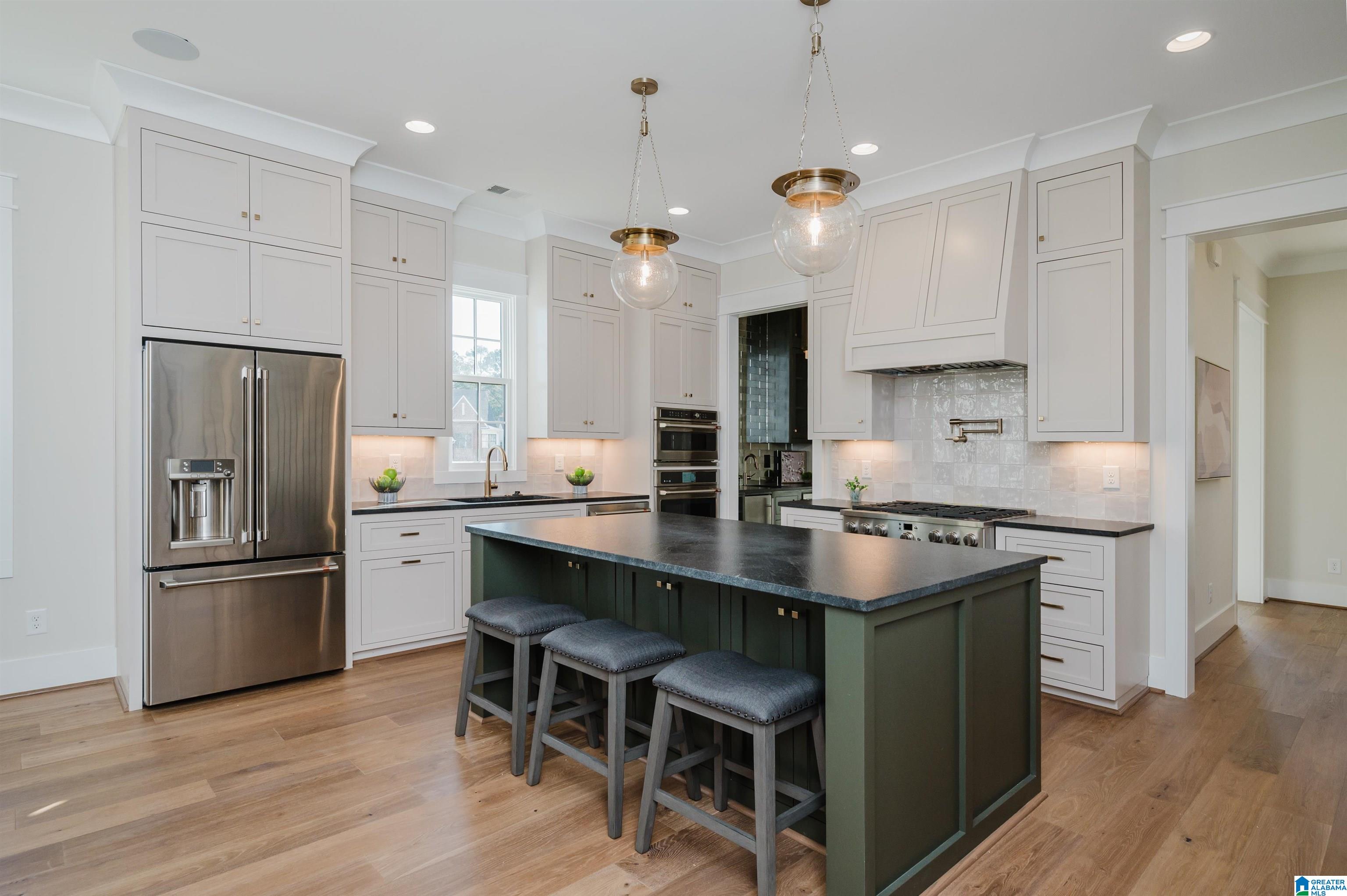 809 Southbend Lane Birmingham, AL 35216 - Photo 10 of 85