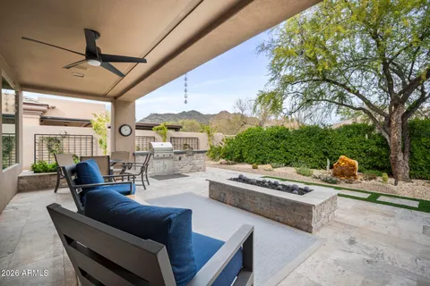 a view of living room and kitchen with furniture