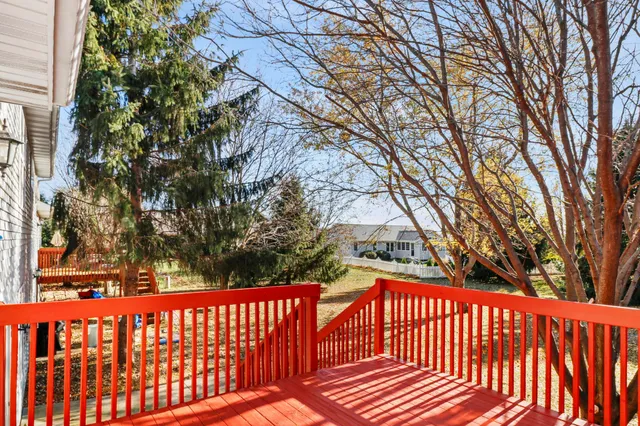 $399,900 | 102 B Maria Lane, Cottage Grove, WI 53527