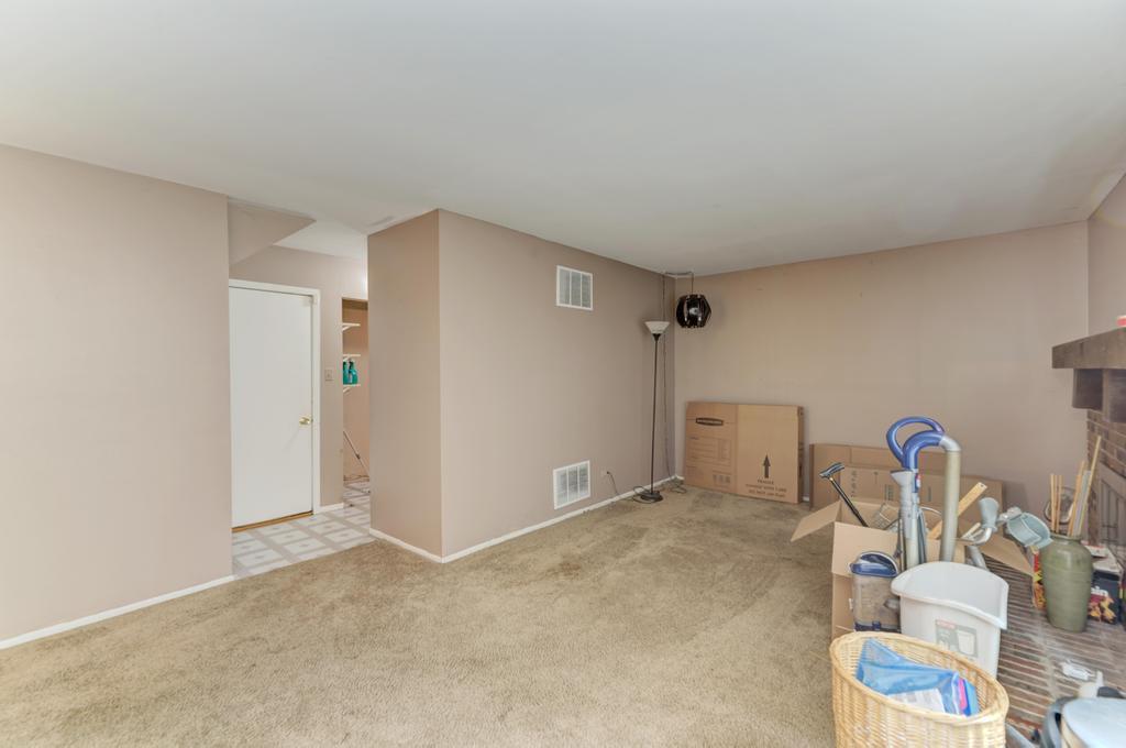 28 Willow Road Matteson, IL 60443 - Photo 14 of 30 a view of empty room