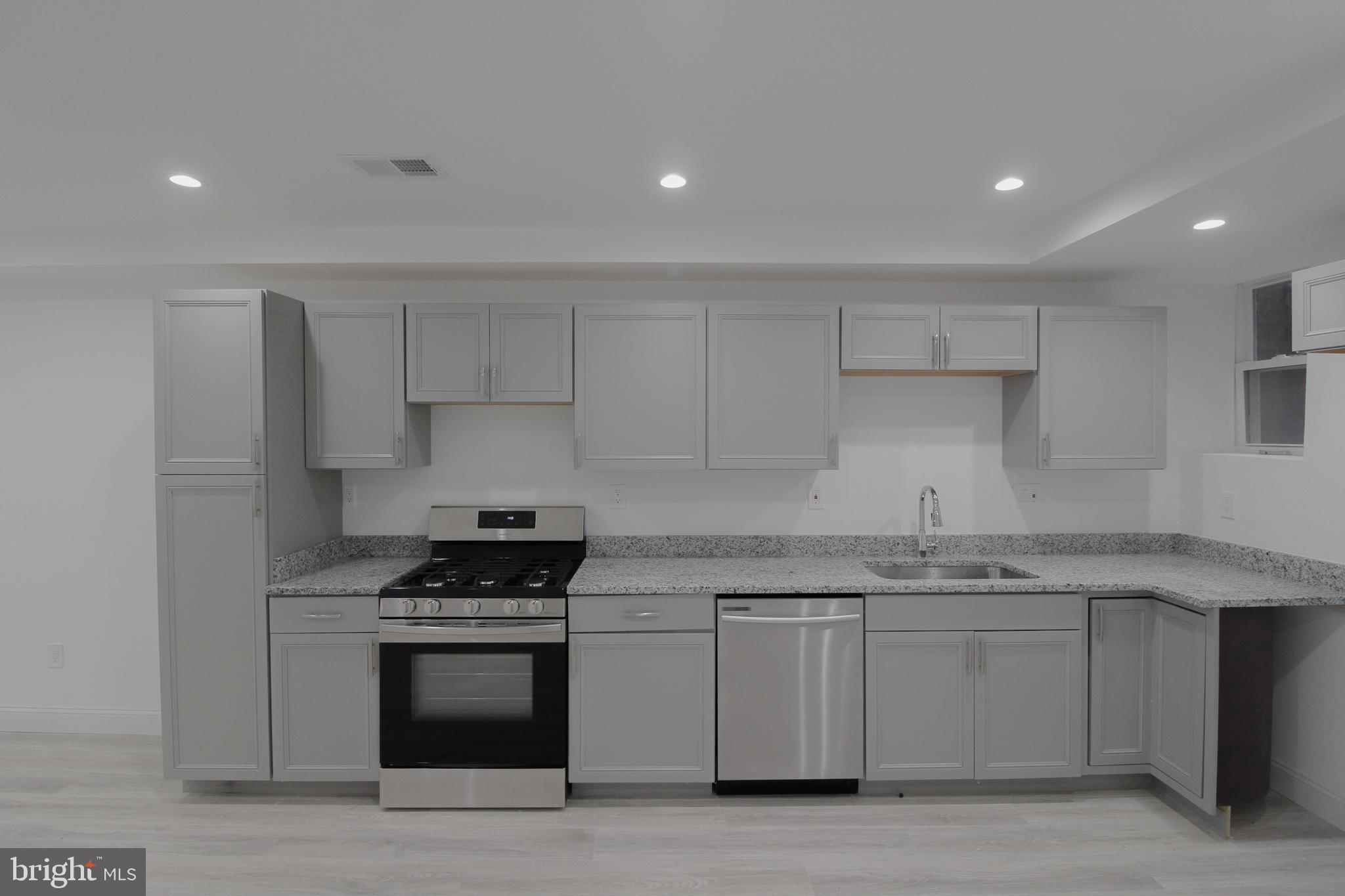 1132 Columbia Road Northwest, Unit 1 Washington, DC 20009 - Photo 10 of 20