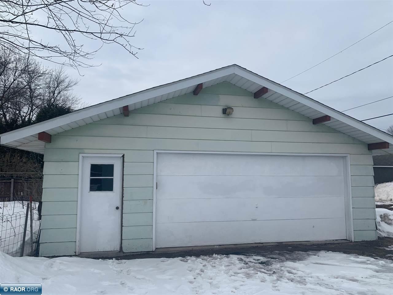 218 7th Street Southwest Chisholm, MN 55719 - Photo 2 of 23