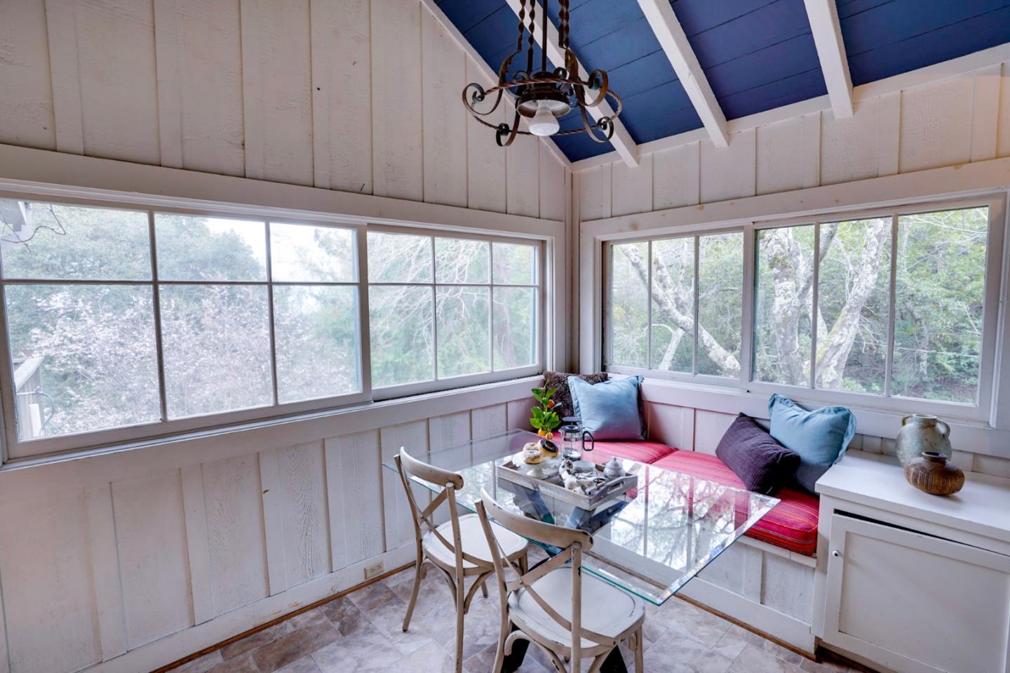 19040 Overlook Road Los Gatos, CA 95030 - Photo 7 of 24 Gallery Image 7