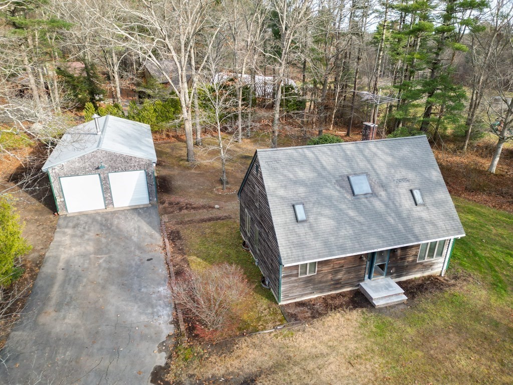 2 Perkins Lane Acushnet, MA 02743 - Photo 3 of 41