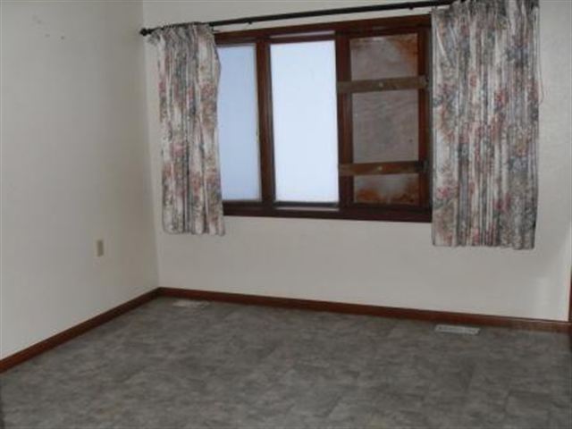 5926 South County Road Alpha, IL 61413 - Photo 4 of 11