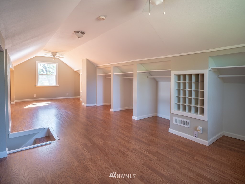 151 Wallace Road Woodland, WA 98674 - Photo 12 of 25 Gallery Image 12
