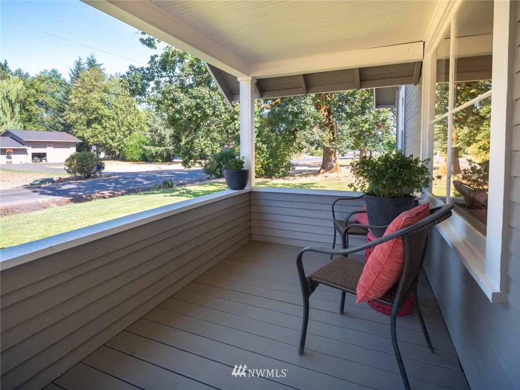 151 Wallace Road Woodland, WA 98674 - Photo 3 of 25 Gallery Image 3