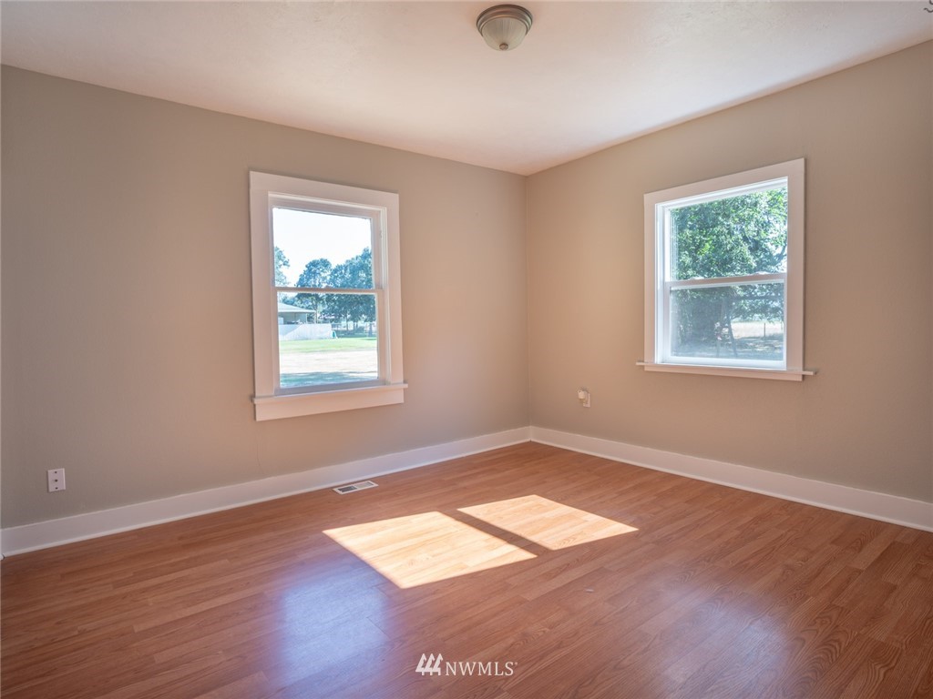 151 Wallace Road Woodland, WA 98674 - Photo 8 of 25 Gallery Image 8